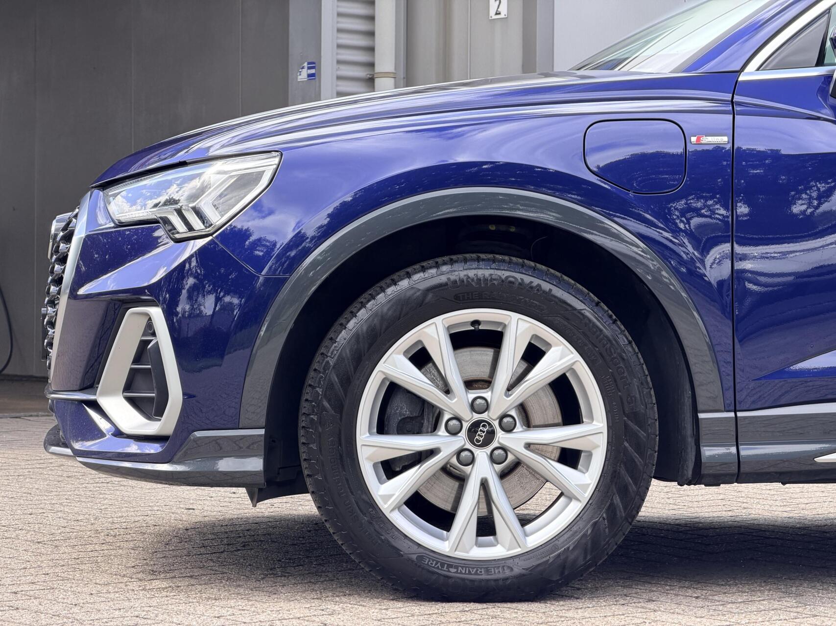 Foto van Audi Q3 Sportback E-tron