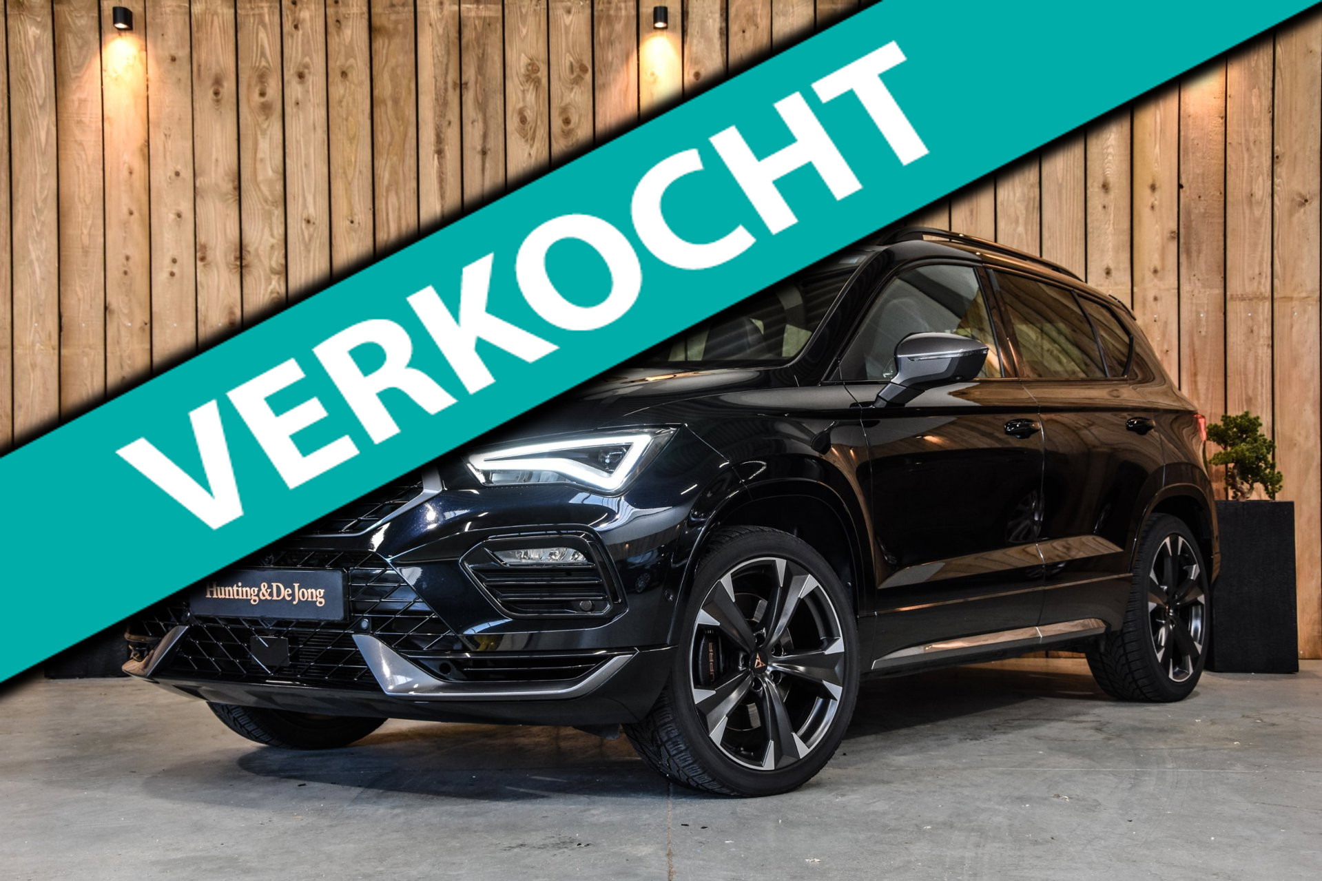 Cupra Ateca 2.0 TSI 4DRIVE *Facelift*Pano*360 Camera*Leder*Keyless*Trekhaak* 2020 - voorkant
