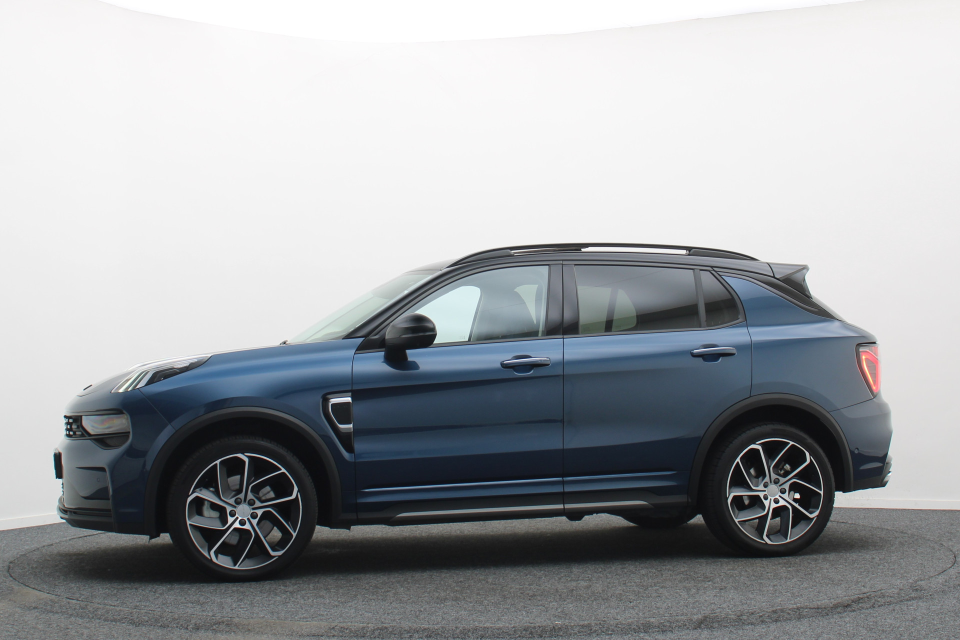 Foto van Lynk&co LYNK & Co 01