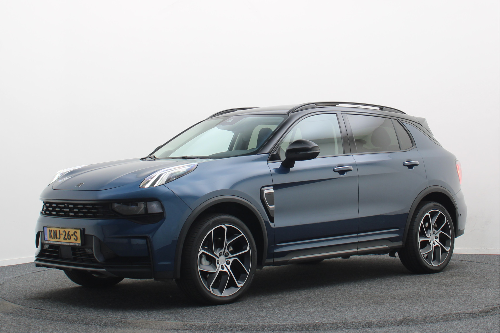 Foto van Lynk&co LYNK & Co 01