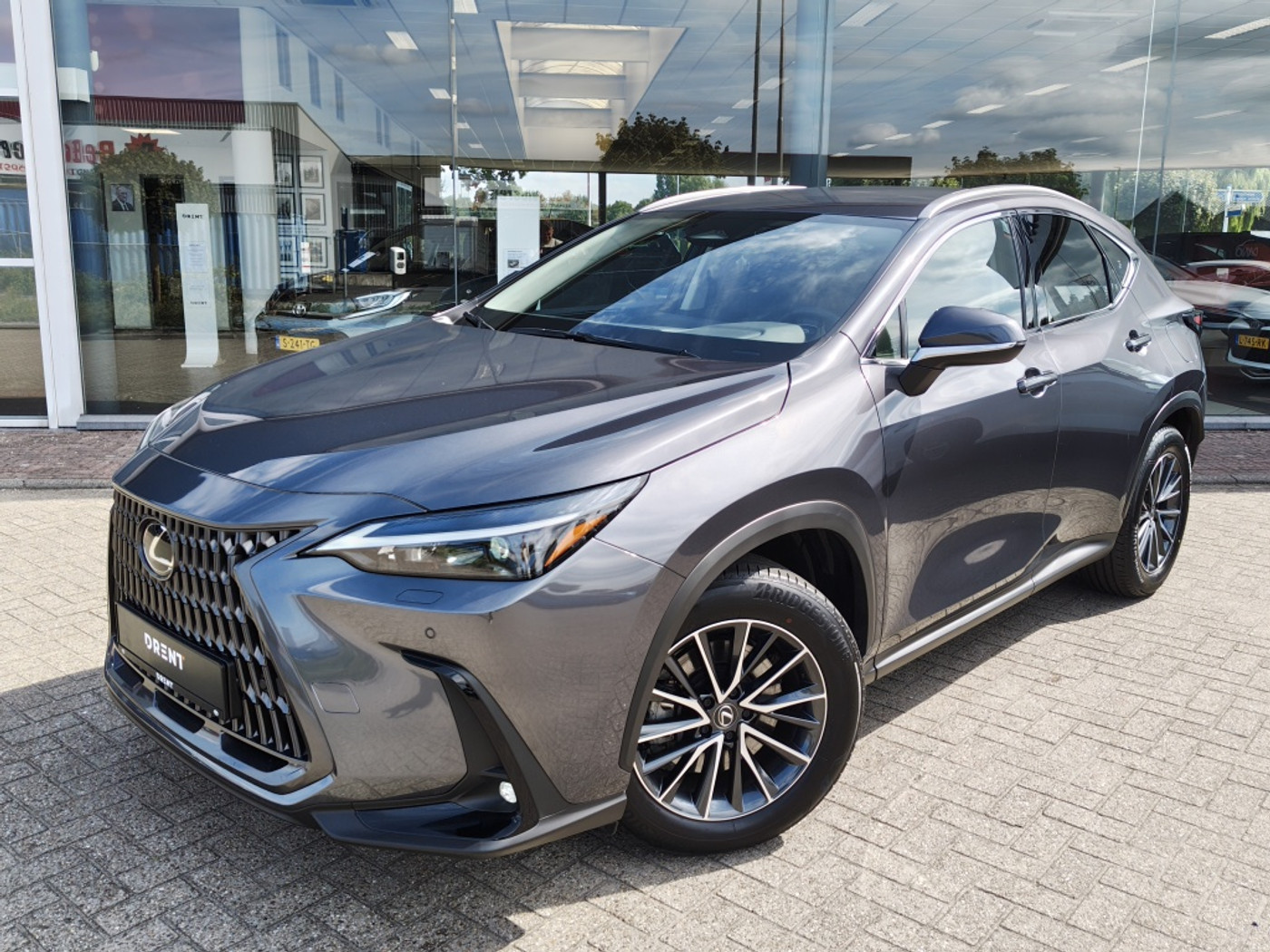 Lexus Lexus Nx450h+ 450h+ AWD Luxury Line | Trekhaak | 1500Kg Trekgew. | Leder | And 2025 - voorkant