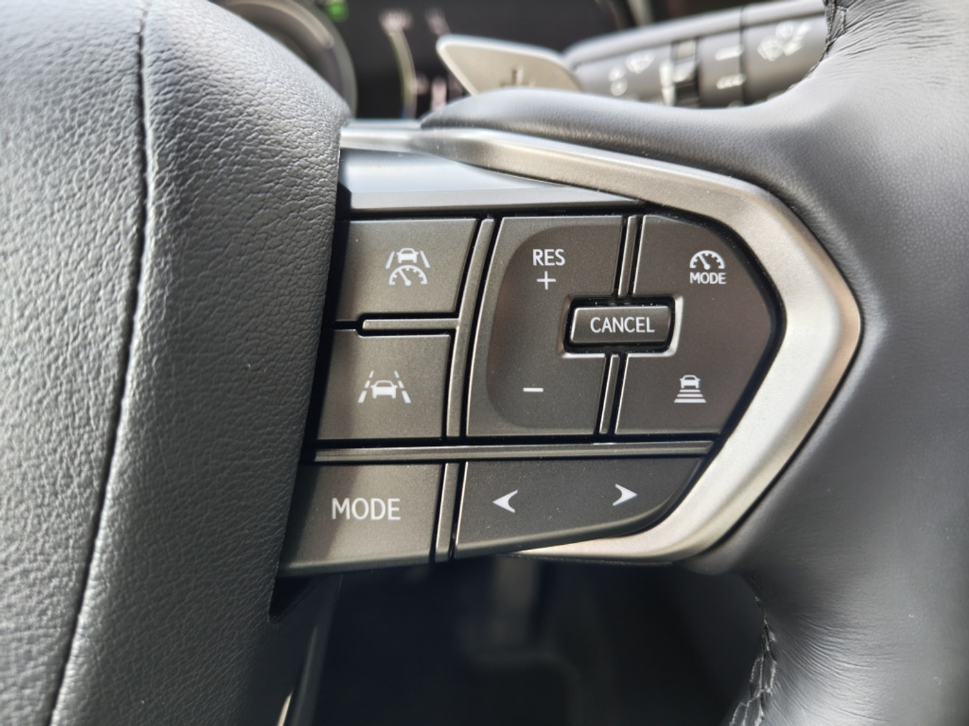 Foto van Lexus Lexus Nx450h+