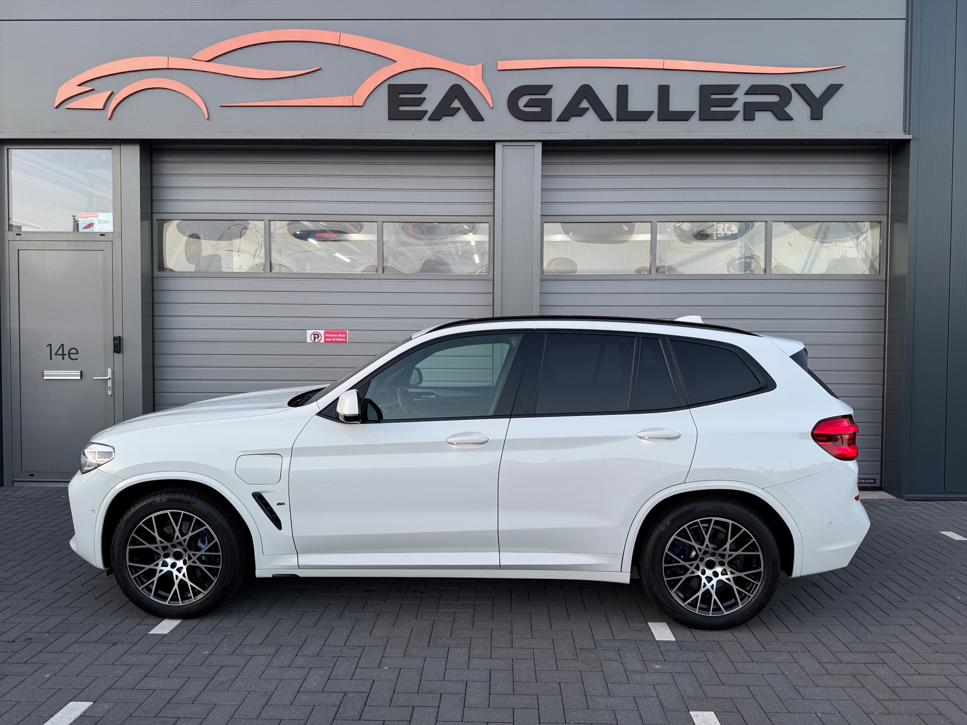 Foto van BMW X3 Xdrive30e