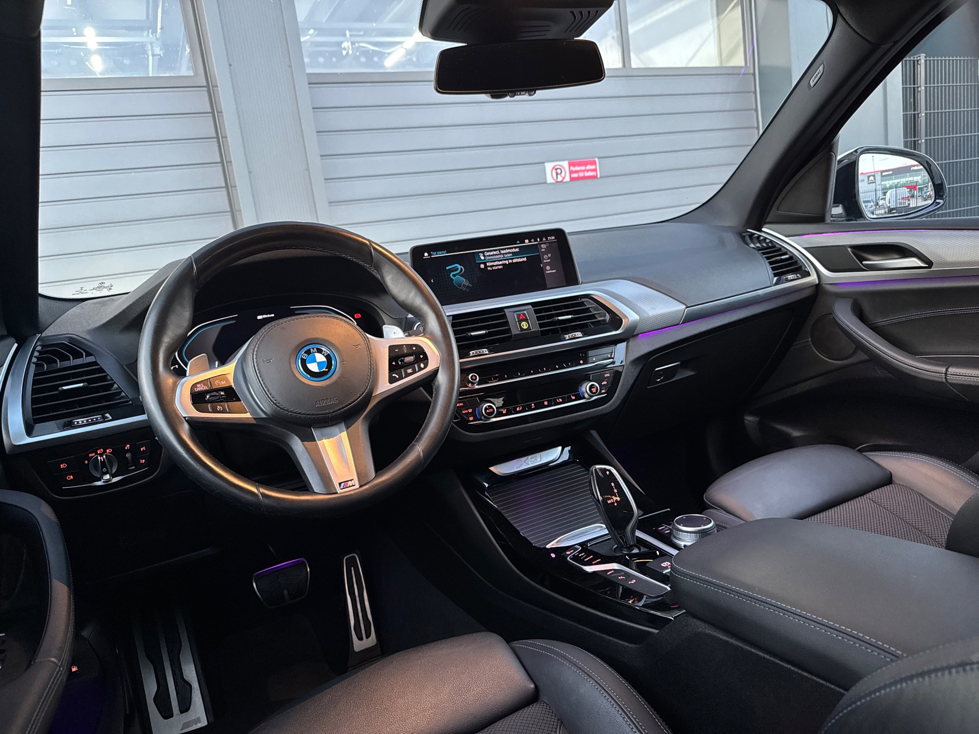 Foto van BMW X3 Xdrive30e