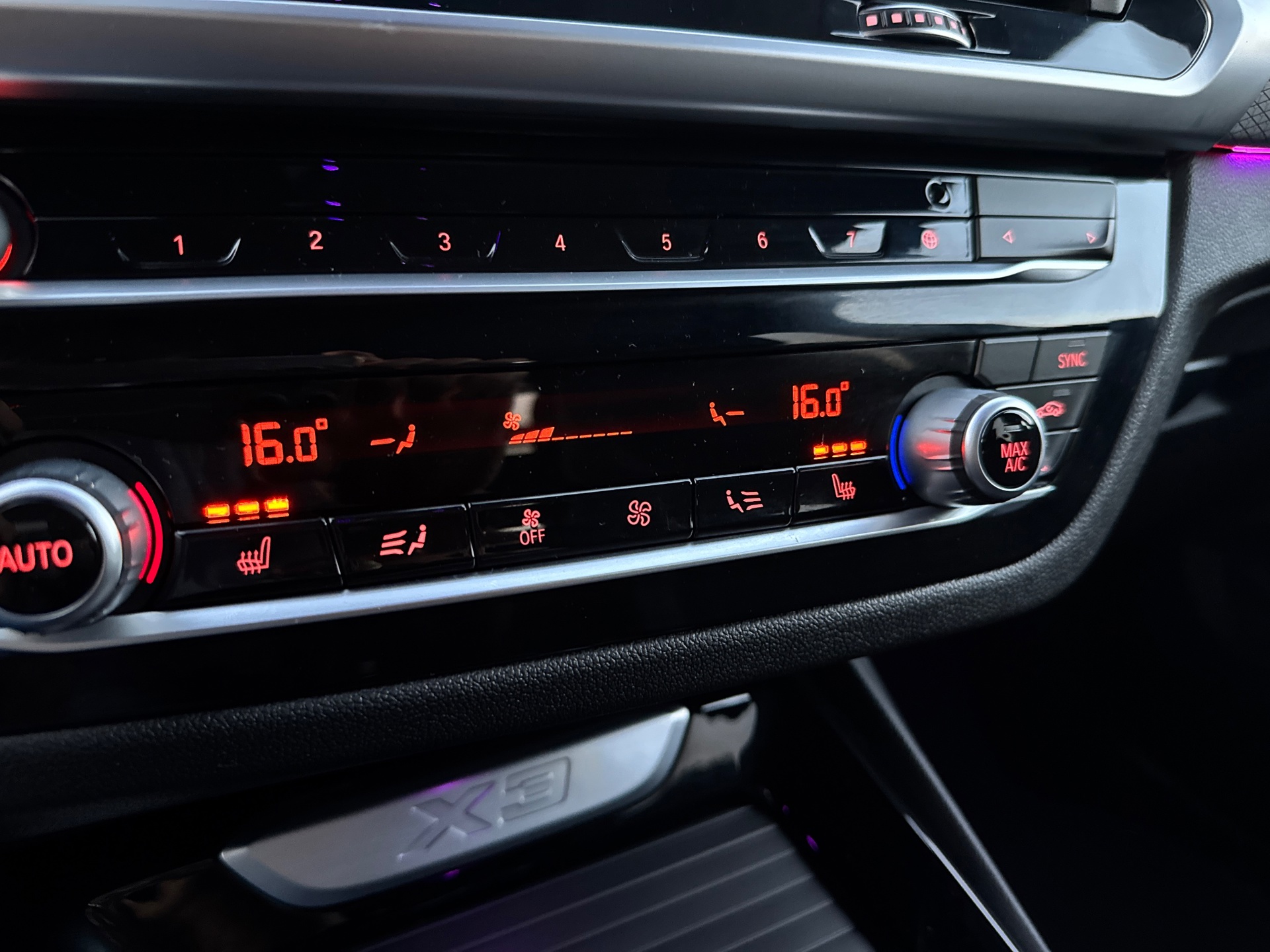 Foto van BMW X3 Xdrive30e