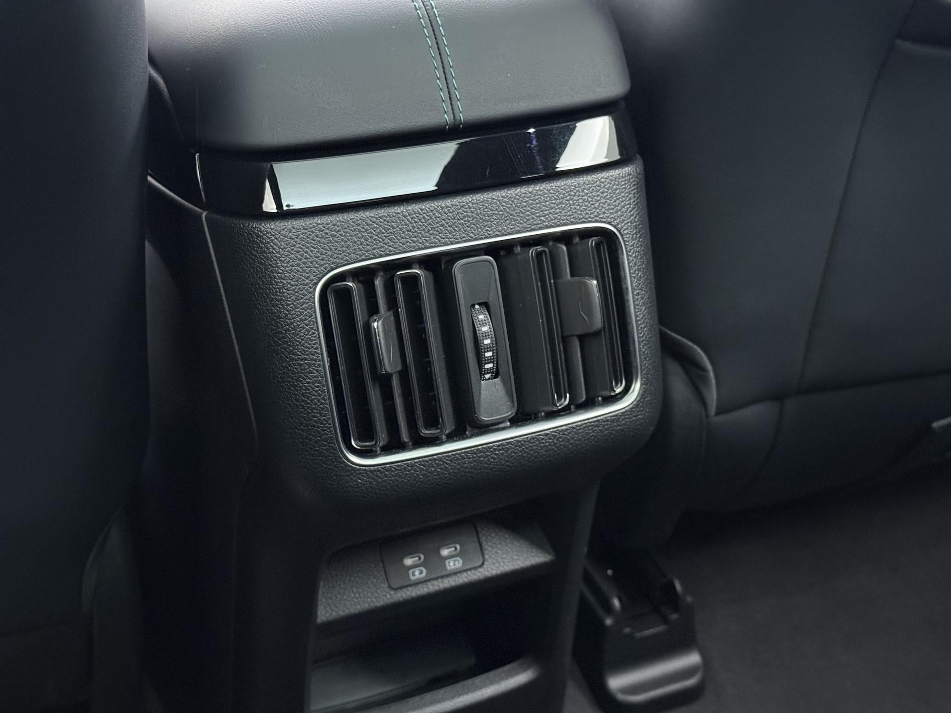 Foto van BYD BYD Seal U Dm-i