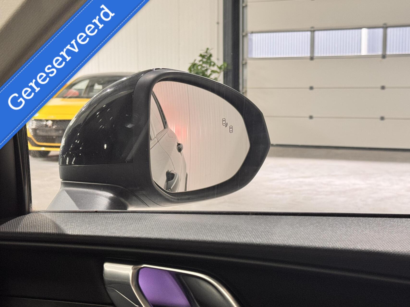 Foto van LYNK & Co 01