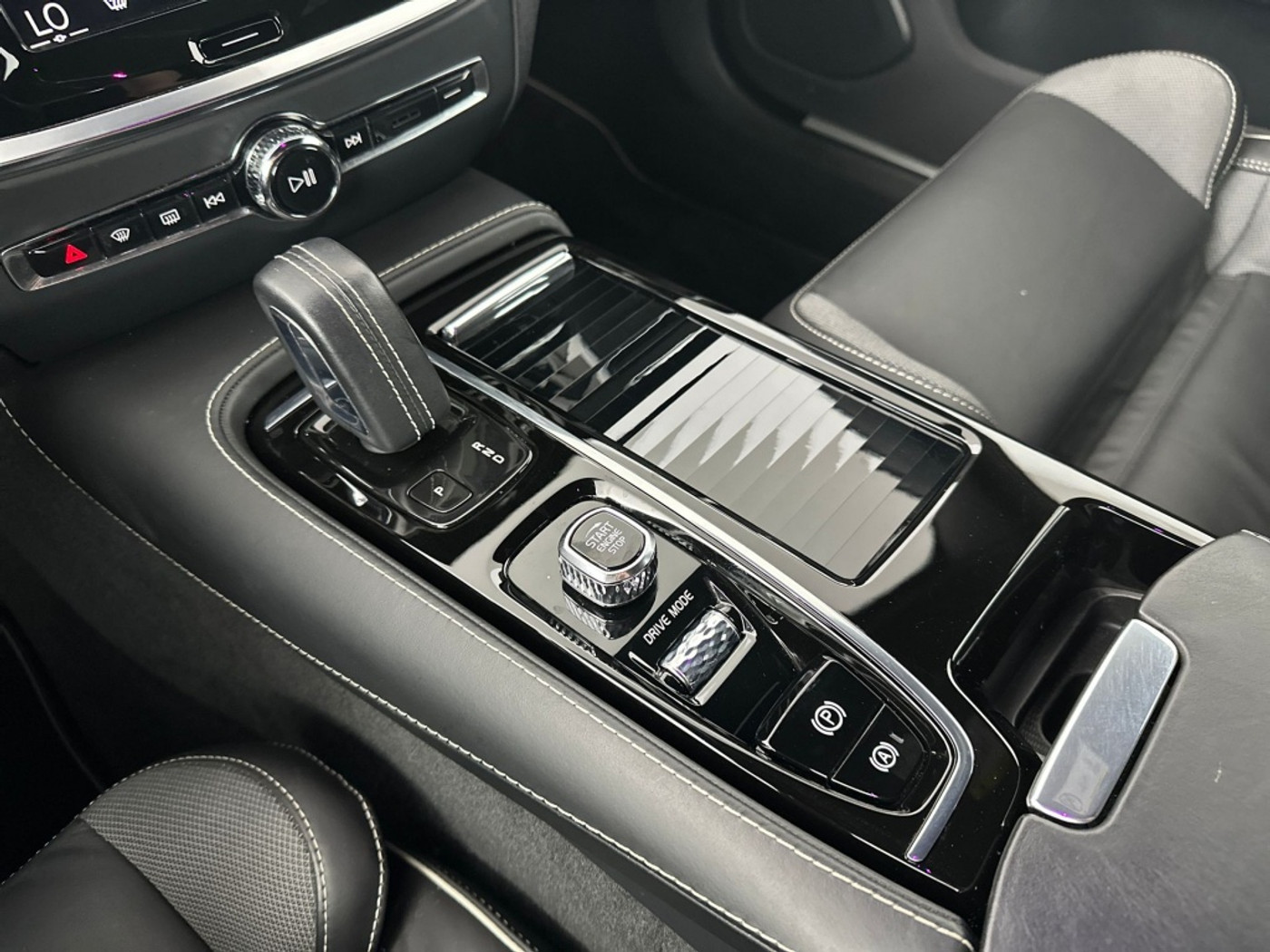 Foto van Volvo V60 T6 Twin Engine
