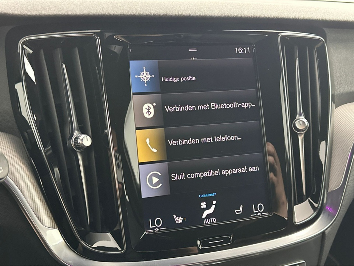Foto van Volvo V60 T6 Twin Engine