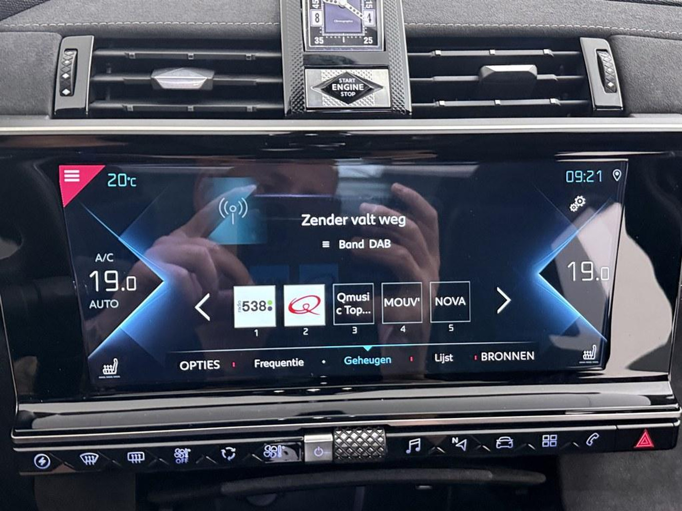 Foto van DS DS 7 Crossback