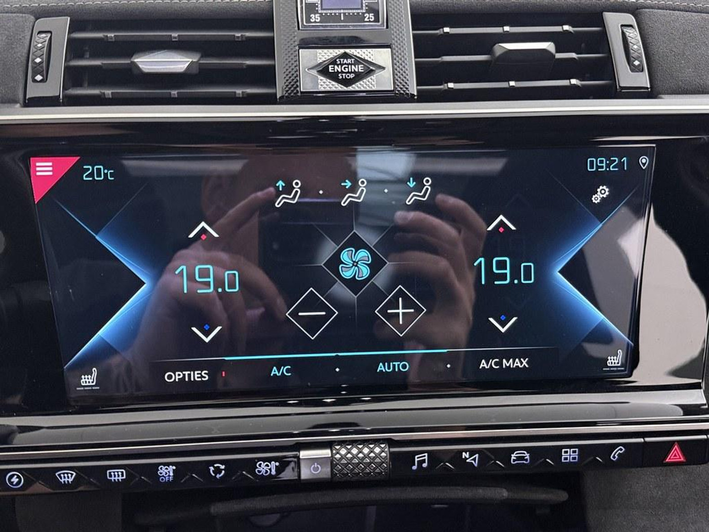 Foto van DS DS 7 Crossback