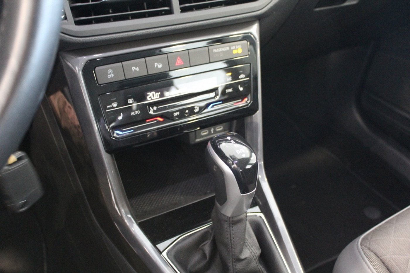 Foto van Volkswagen T-cross