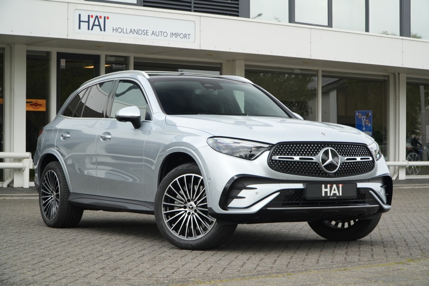 Mercedes-Benz Glc-klasse 300e 4MATIC AMG Line 2026 - voorkant