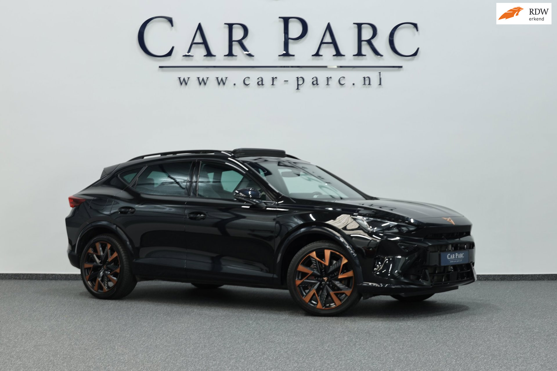 Cupra Formentor 2.0 TSI VZ 4DRIVE 333+PK LED/VIRTUAL/SFEER/SENNHEISER/PANO/KUIP+S.VERWARMING/19" LMV/CAM/ACC/FABRIEKSGARANTIE! 2025 - voorkant