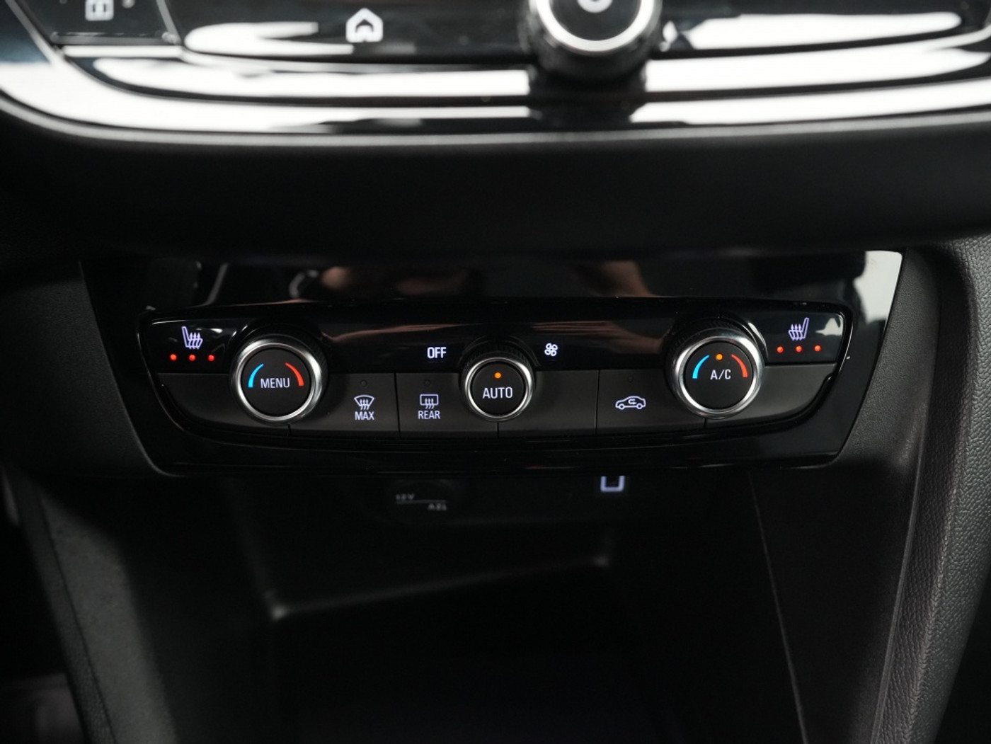 Foto van Opel Corsa Electric