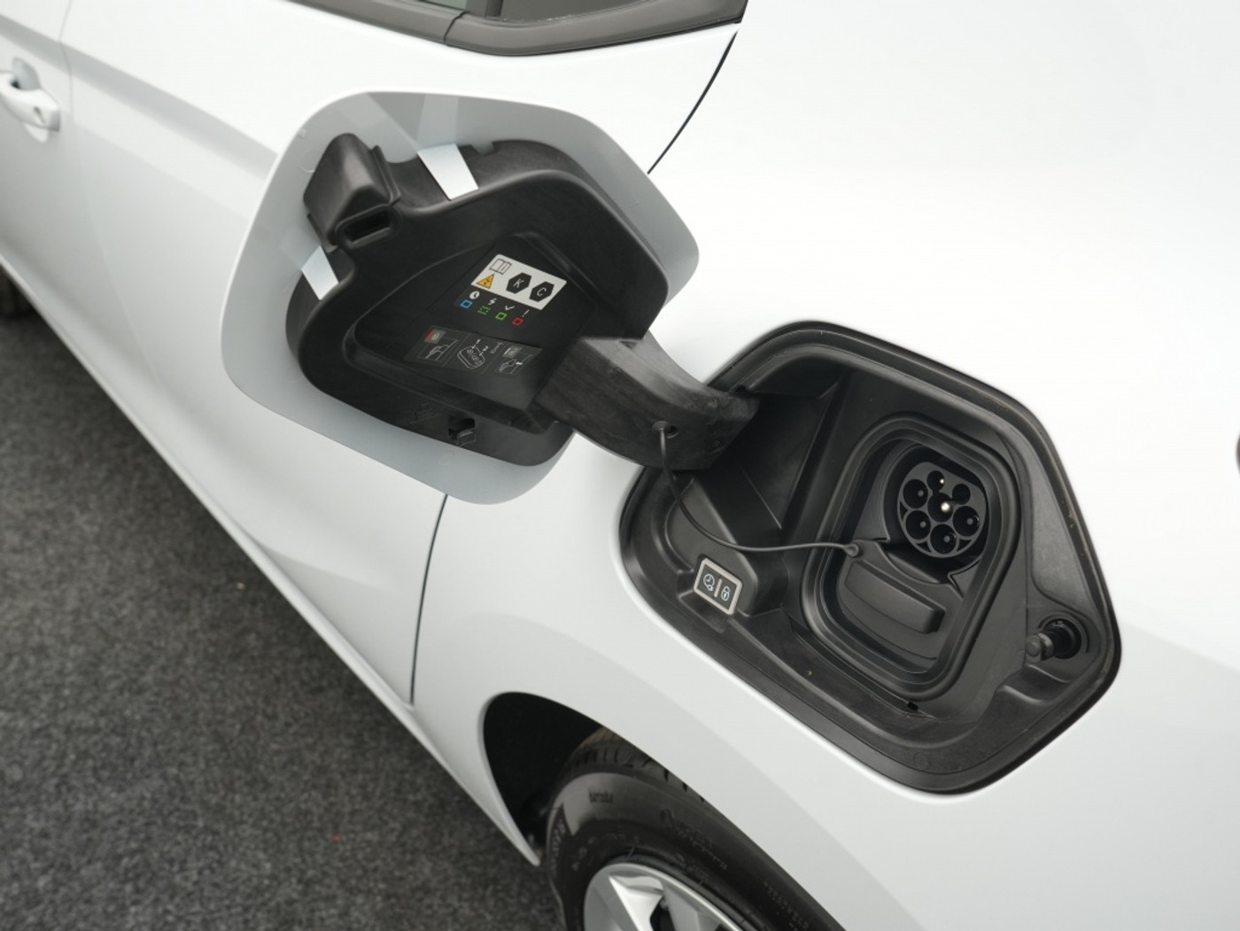 Foto van Opel Corsa Electric