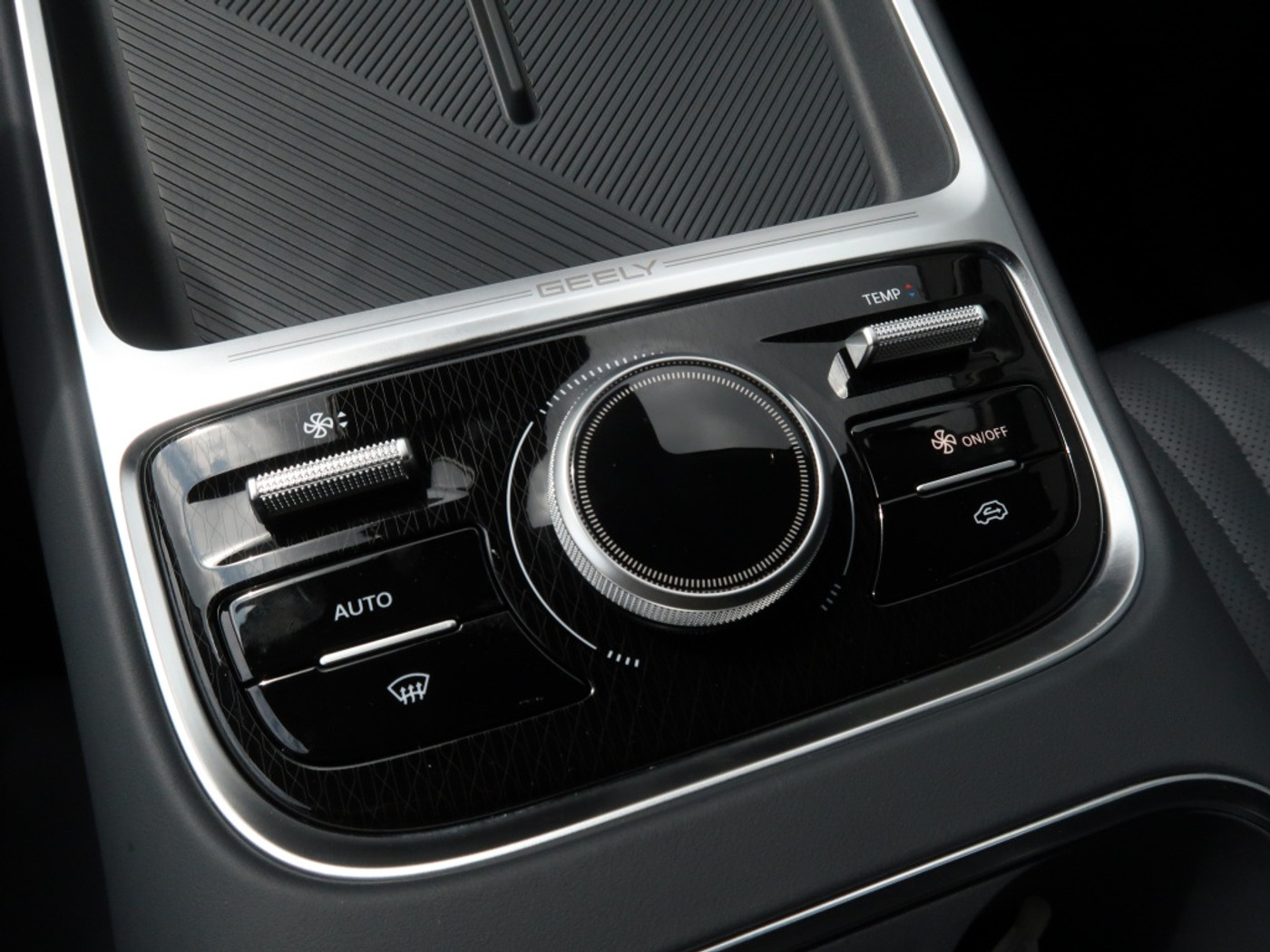 Foto van Geely Starray Em-i
