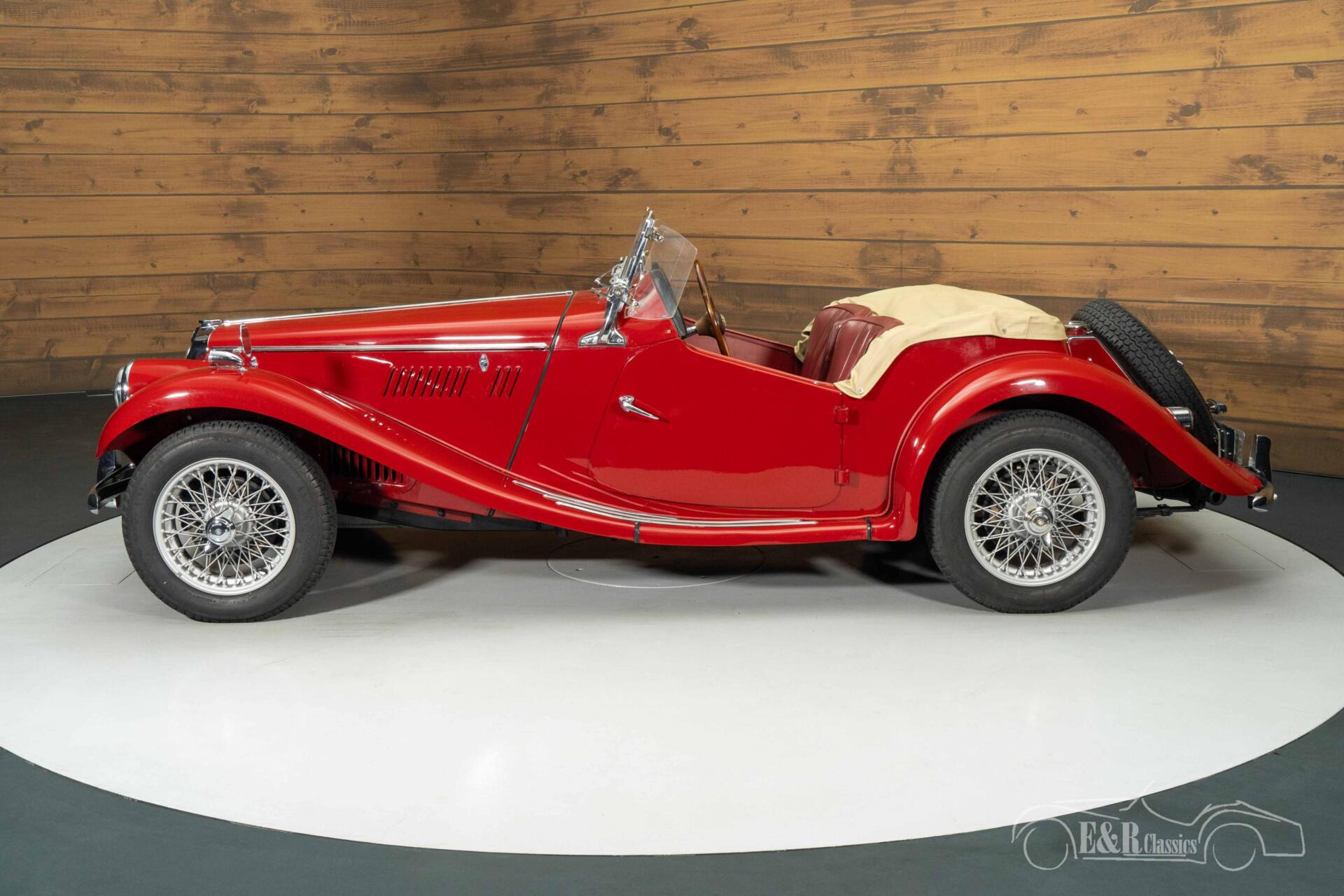 Foto van MG TF 1250