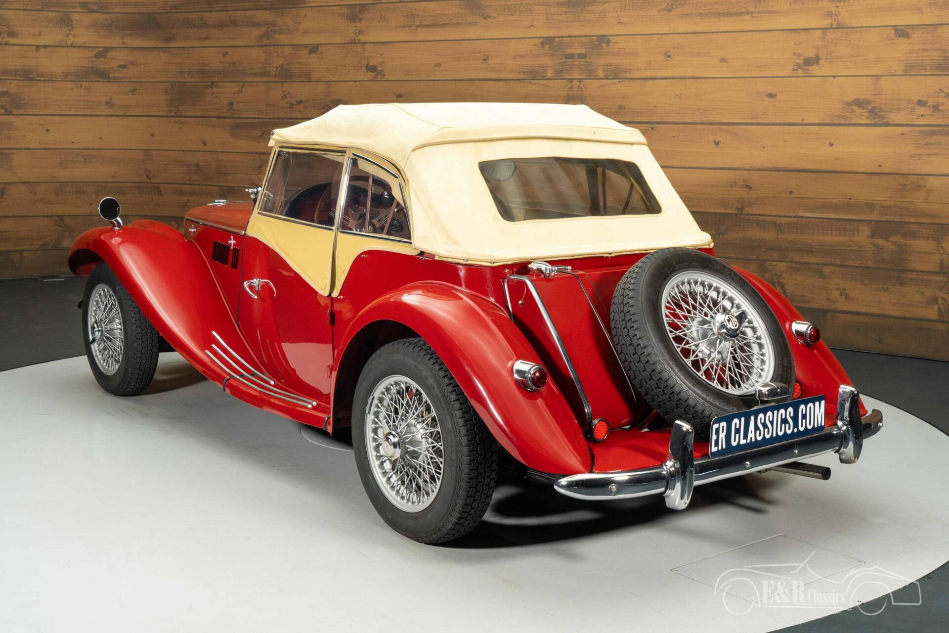 Foto van MG TF 1250