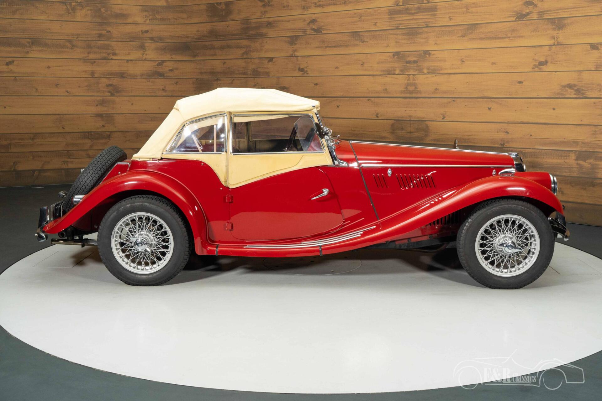 Foto van MG TF 1250