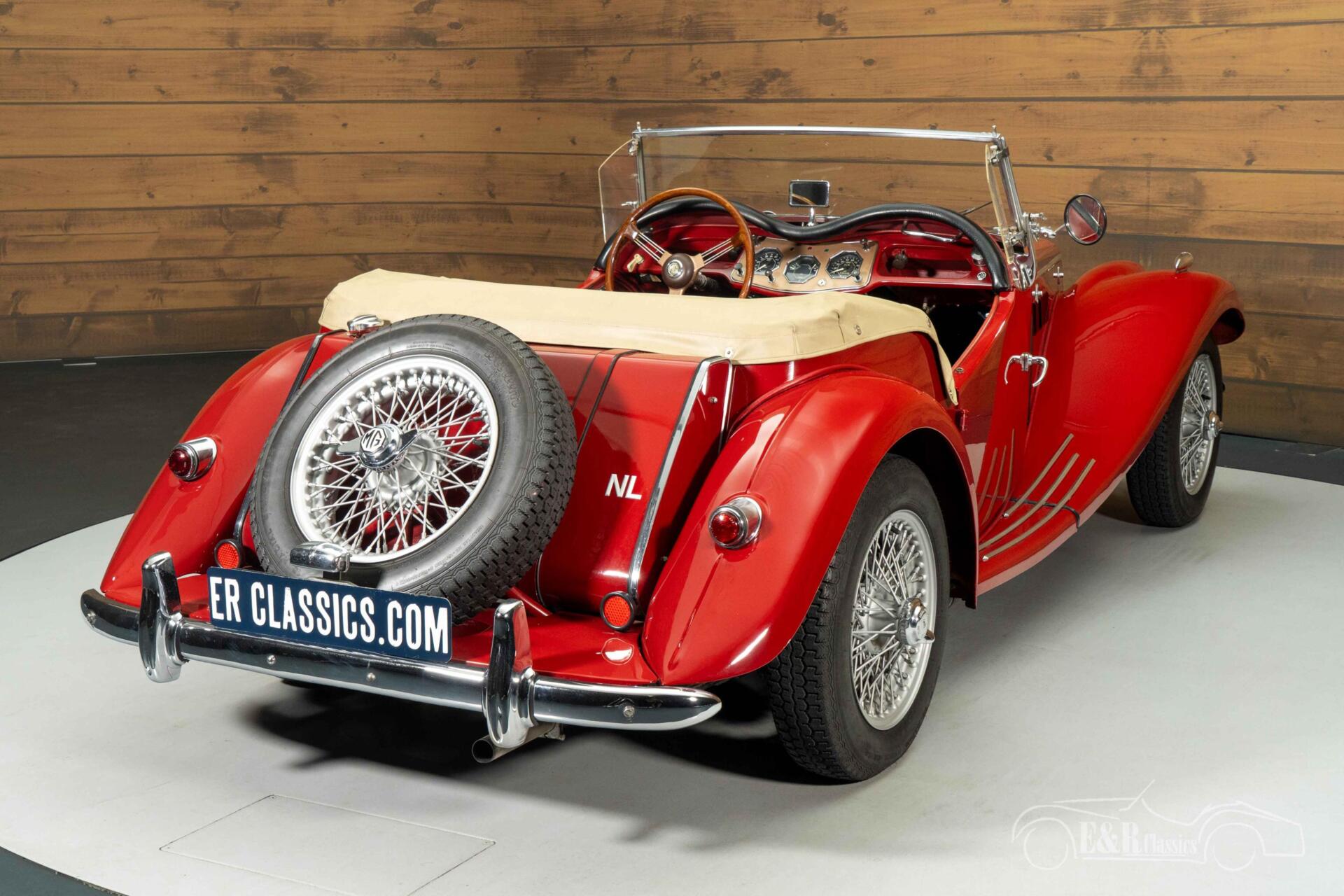 Foto van MG TF 1250