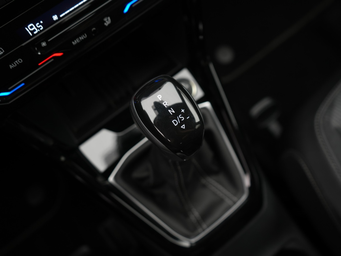 Foto van Volkswagen T-cross
