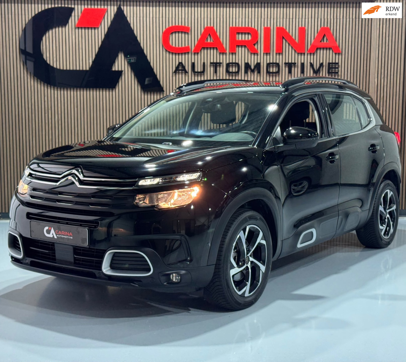 Citroen C5 Aircross 1.2 PureTech Business / Lane Assist / Cruise Control / Full Map Navigatie / Camera / Ect... / 2019 - voorkant