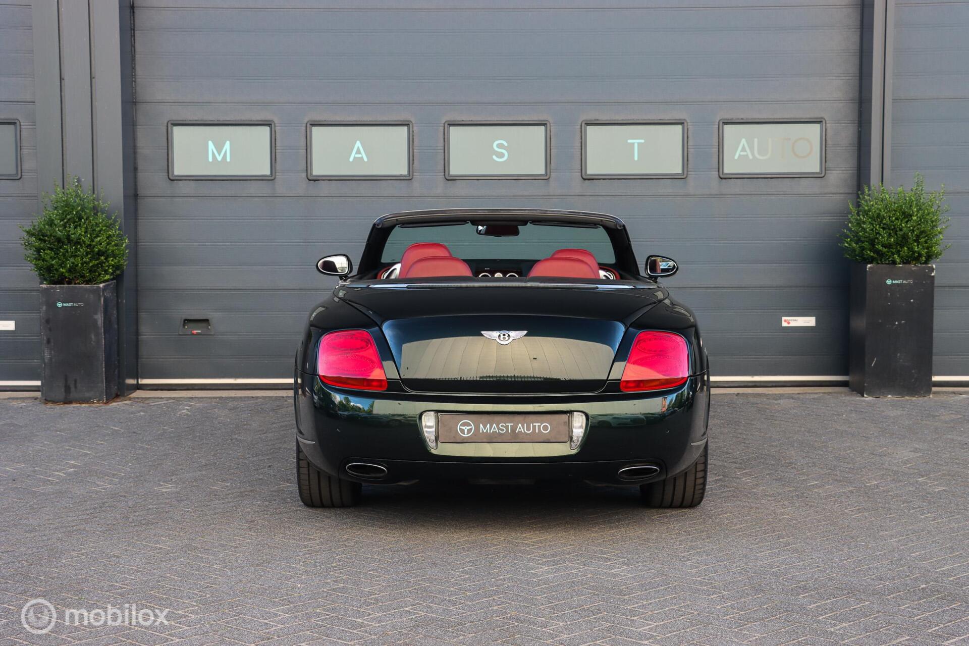 Foto van Bentley Continental GTC