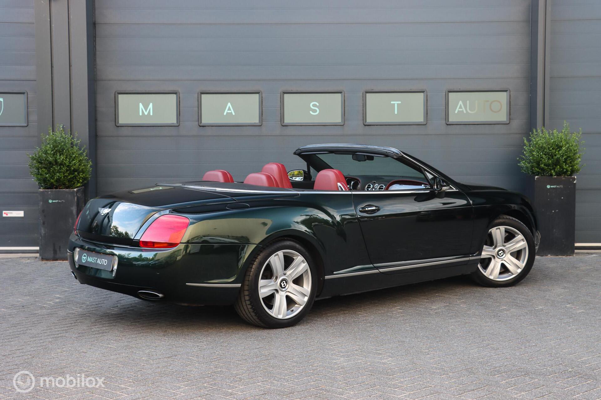 Foto van Bentley Continental GTC