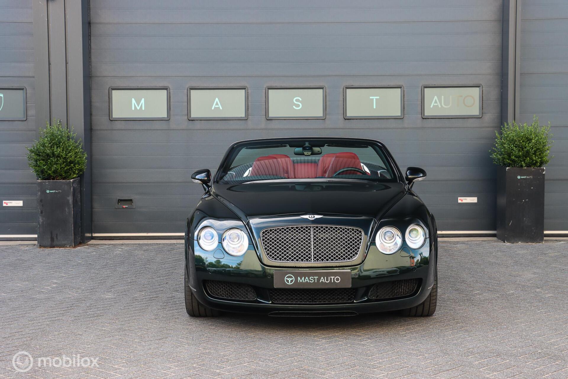 Foto van Bentley Continental GTC