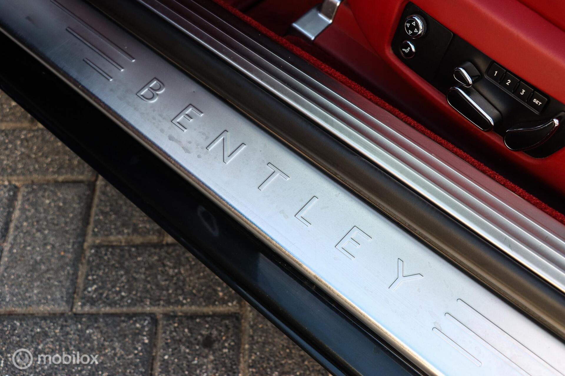 Foto van Bentley Continental GTC
