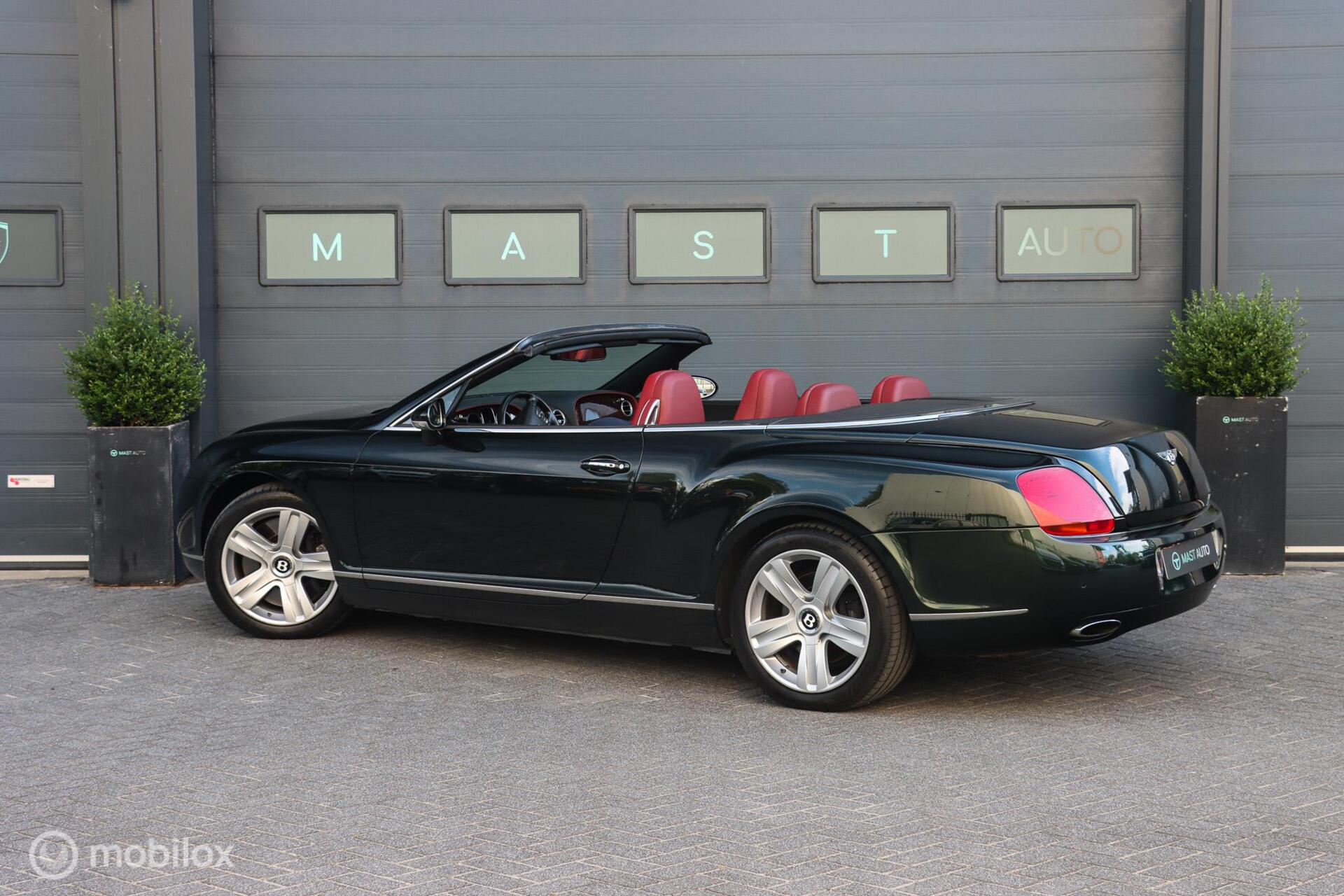 Foto van Bentley Continental GTC