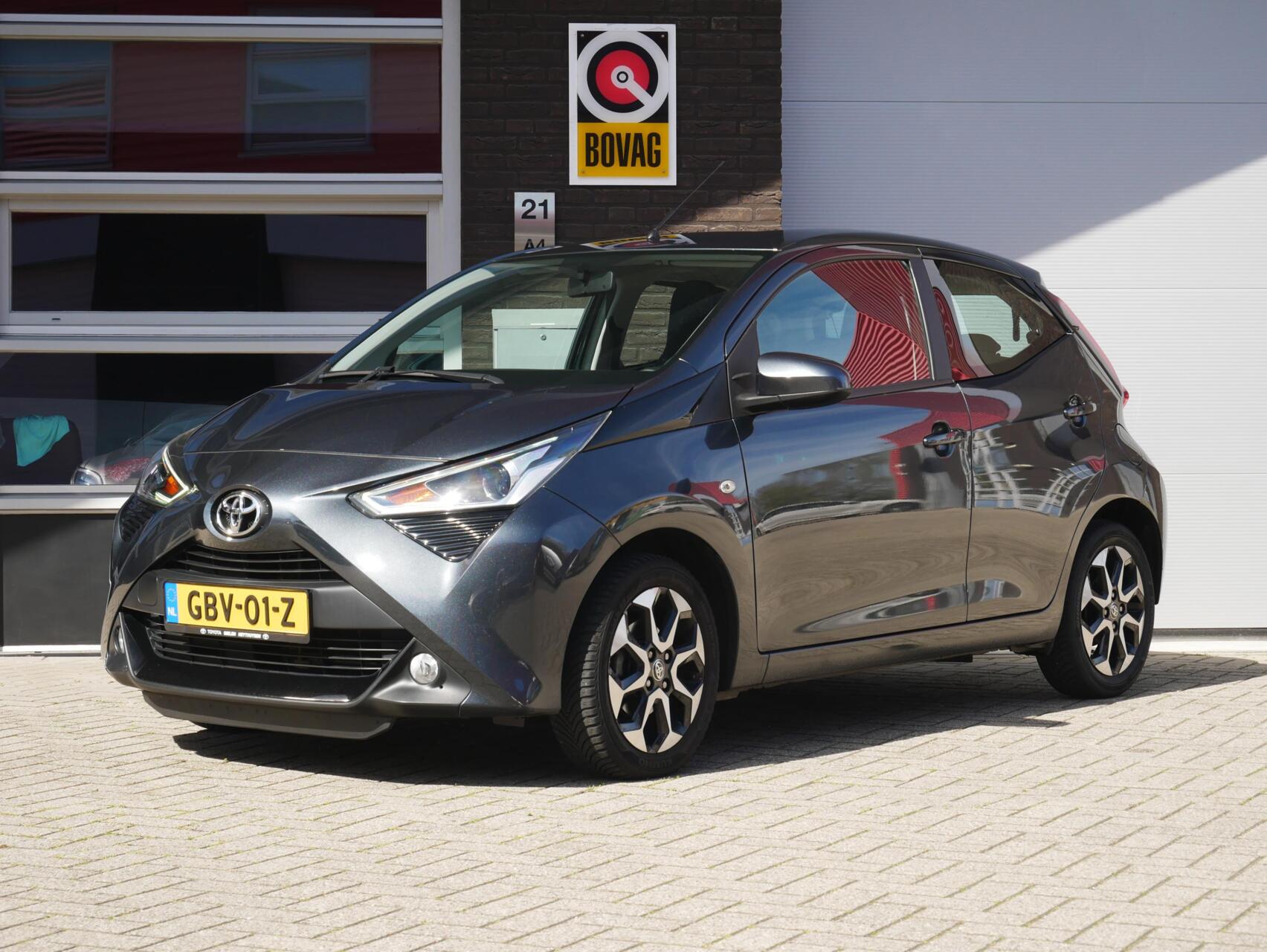 Toyota Toyota Aygo 1.0 VVT-i x-joy Carplay| Cruise| Camera| 10J FABR Garantie 2020 - voorkant