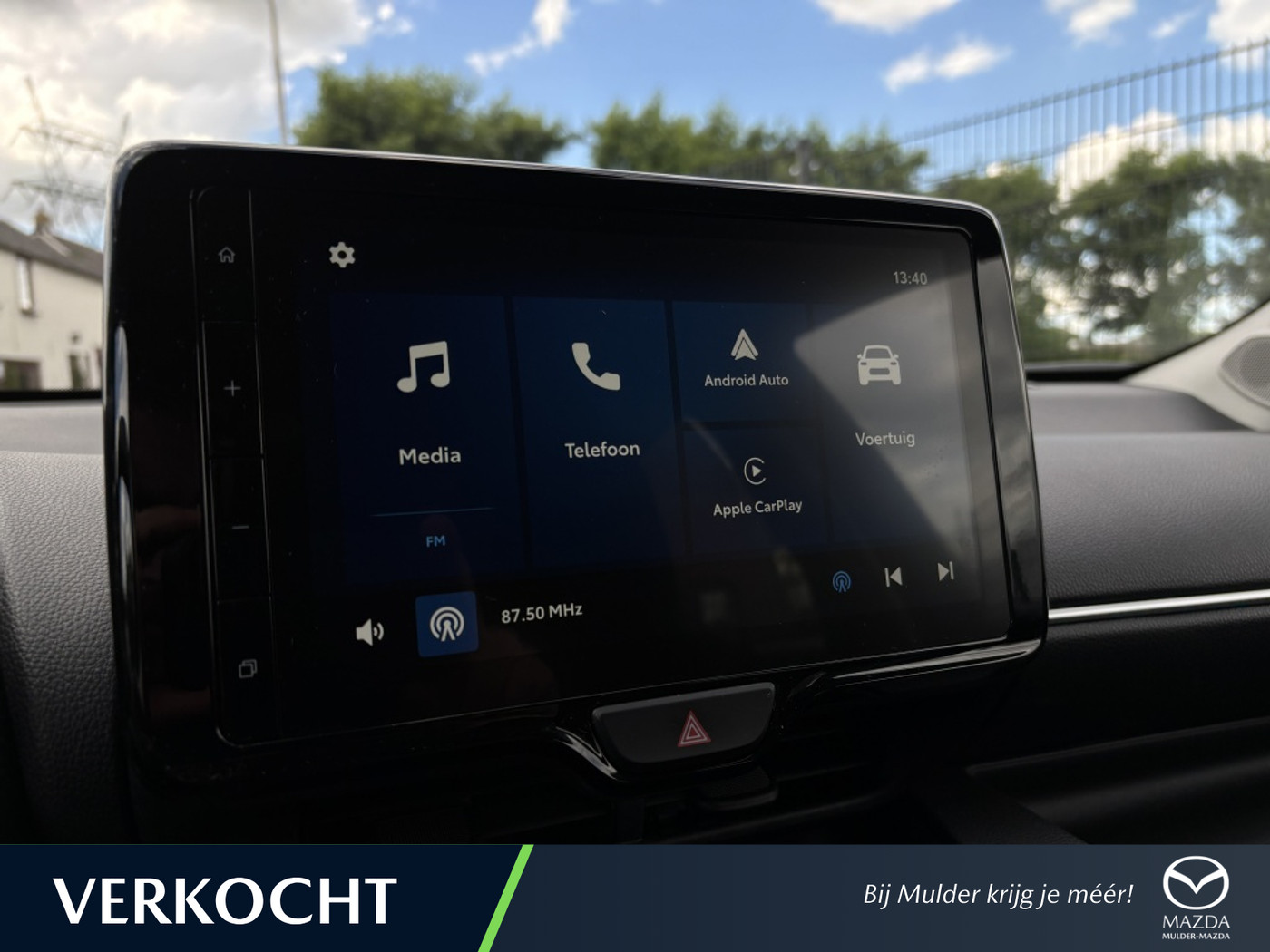 Foto van Mazda Mazda2 Hybrid