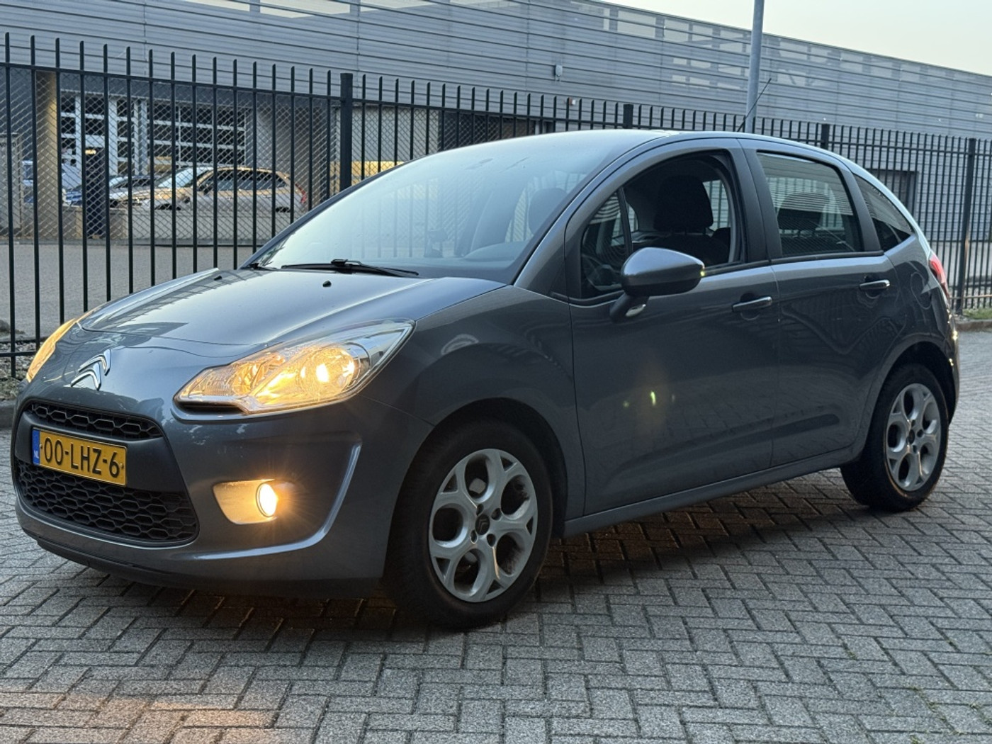 Citroen C3 1.4 Benzine 95PK Clima ECC Zenith PDC 2010 - voorkant