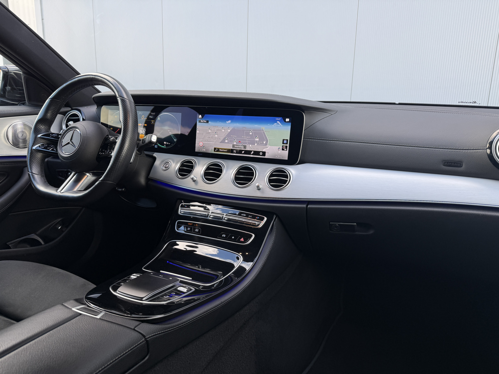 Foto van Mercedes-Benz E 300 E
