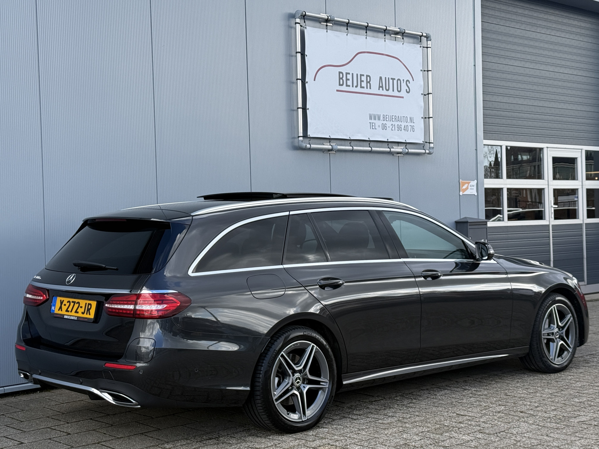 Foto van Mercedes-Benz E 300 E