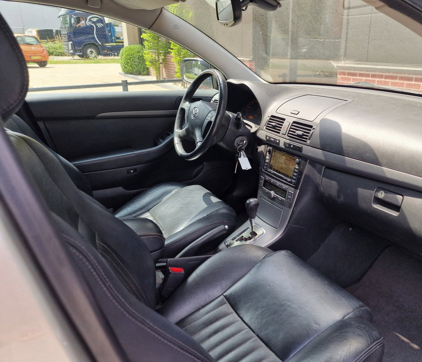 Foto van Toyota Toyota Avensis