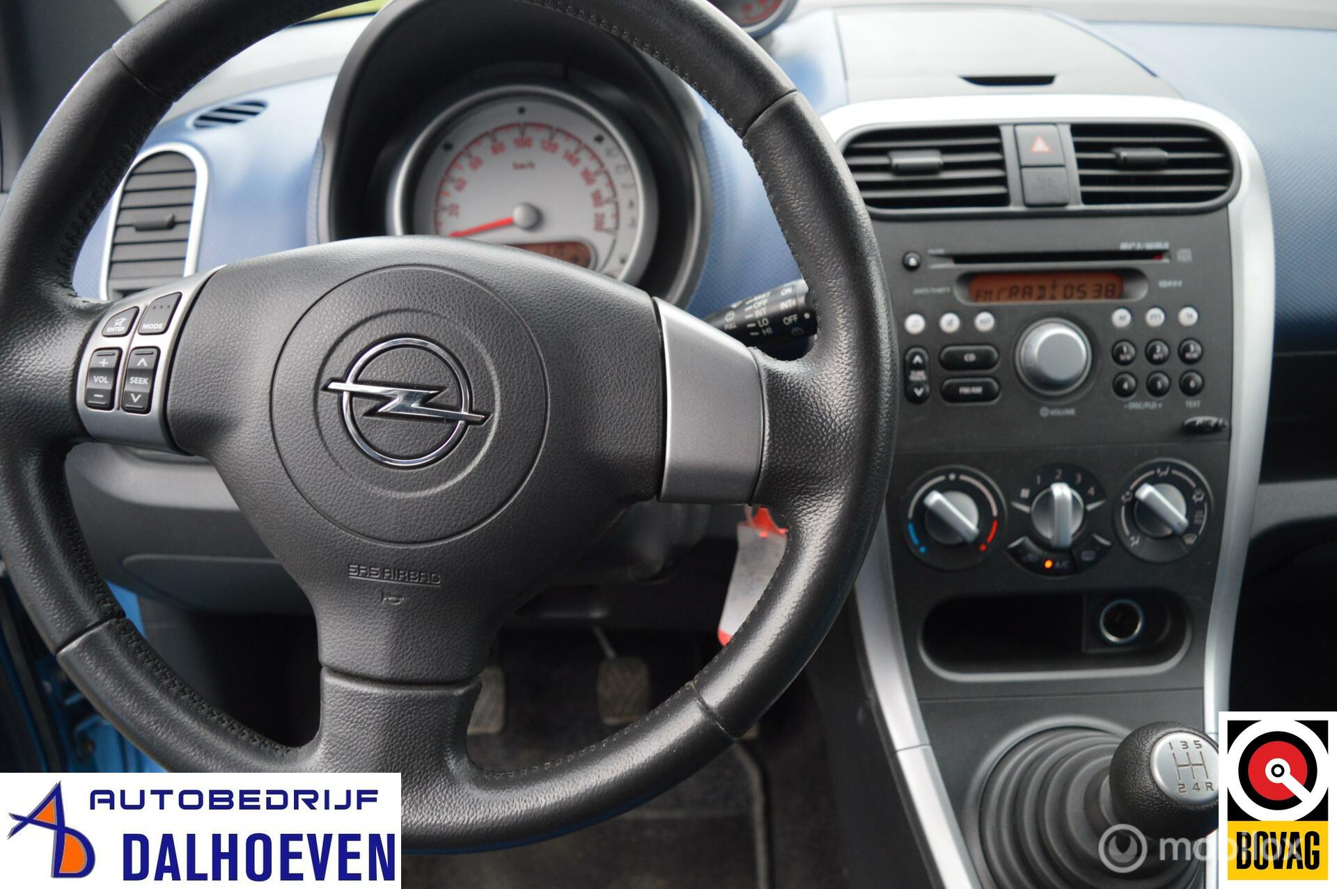 Foto van Opel Agila