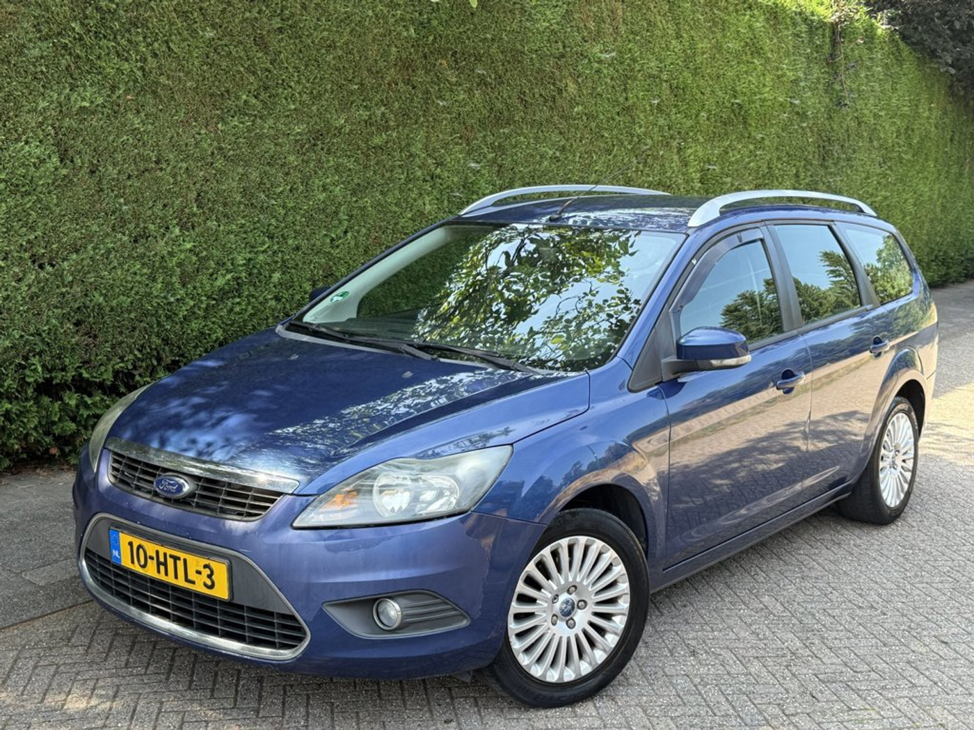 Ford Focus 1.6/PDC/ELEK.RAM/ AIRCO EXPORT/HANDEL 2009 - voorkant