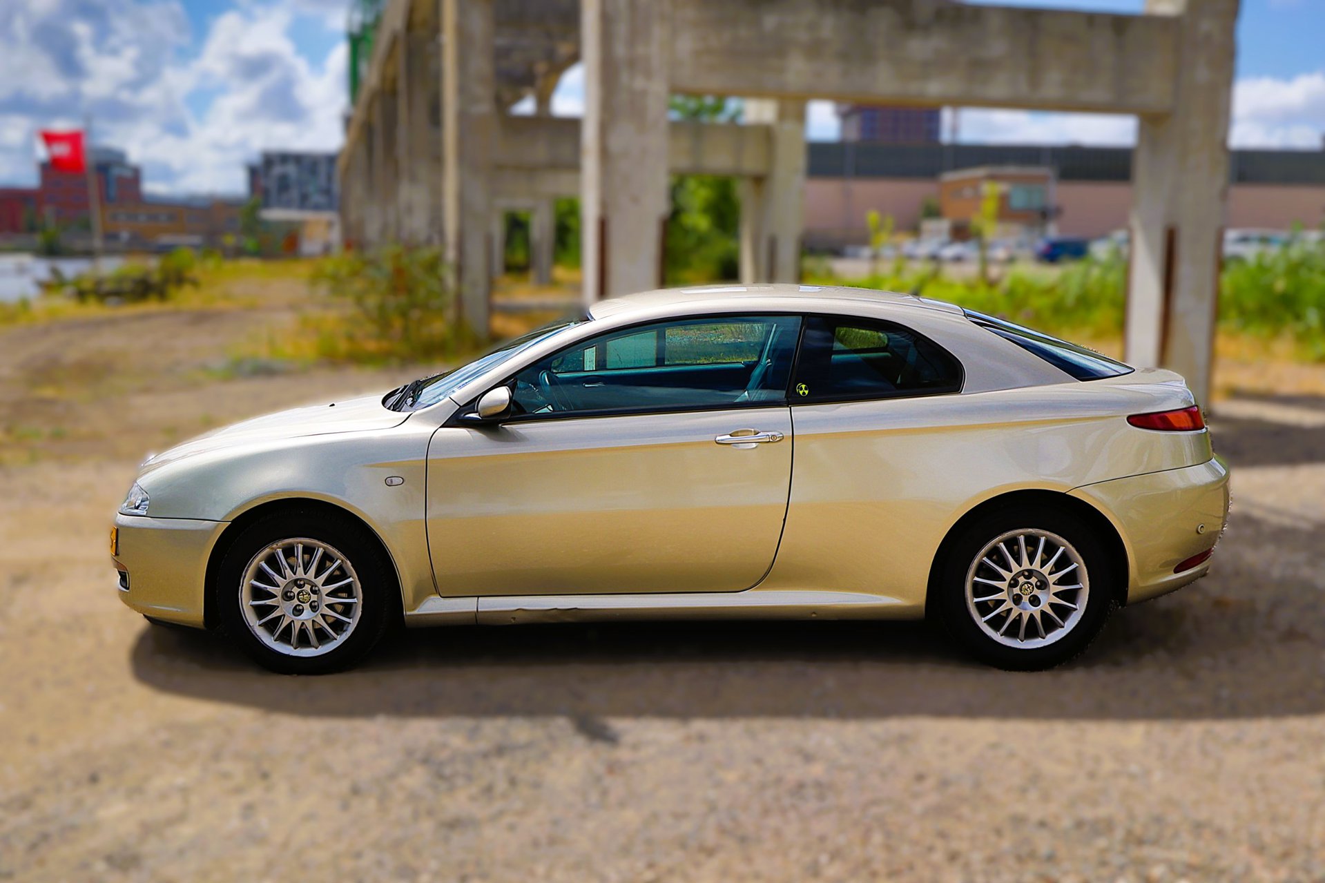 Foto van Alfa Romeo GT 1,9 JTD 16v