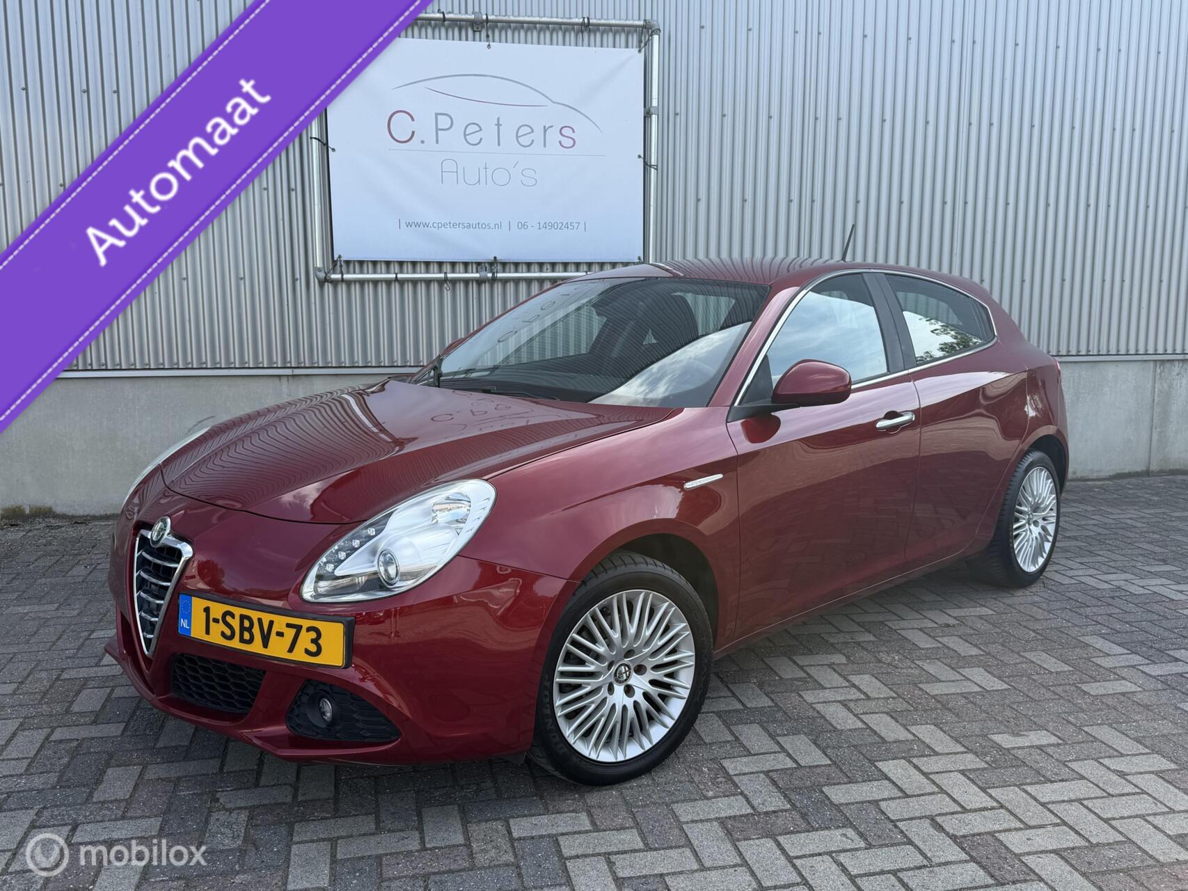 Alfa Romeo Alfa Giulietta 1.4 T Distinctive 2012 - voorkant