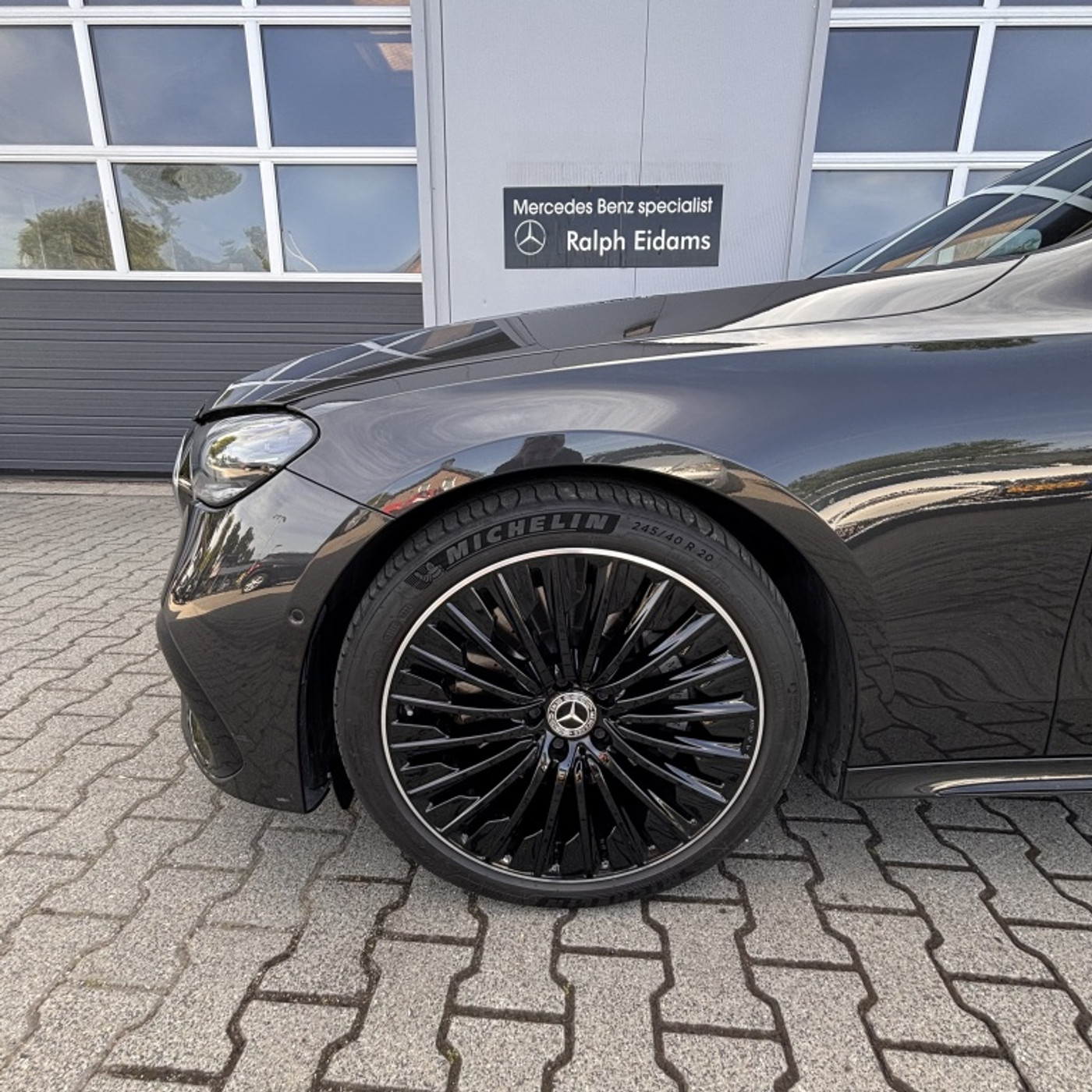 Foto van Mercedes-Benz E 300 E