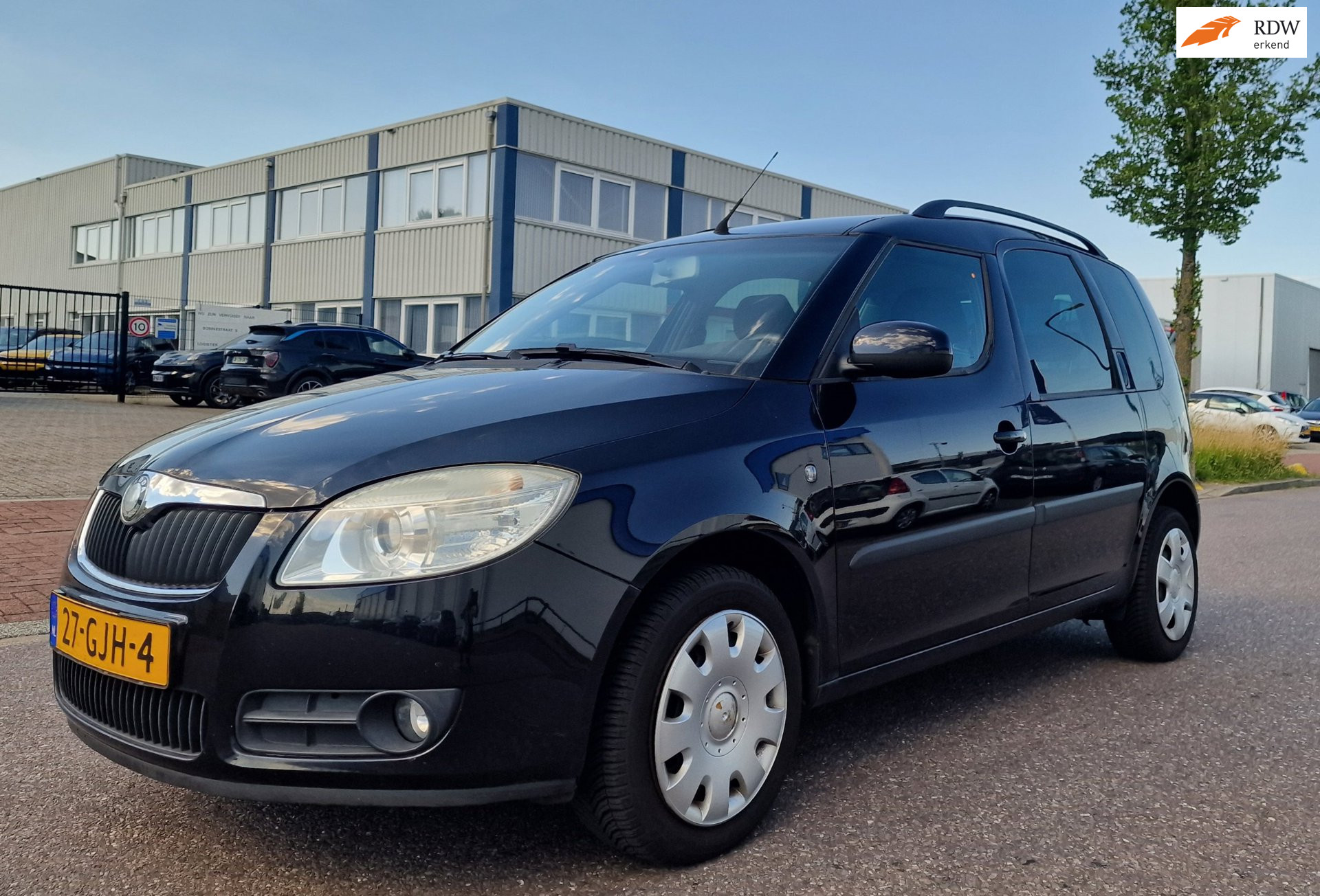 Skoda Roomster 1.4-16V Style AIRCO CRUISE TREKHAAK 2 X SLEUTELS 2008 - voorkant