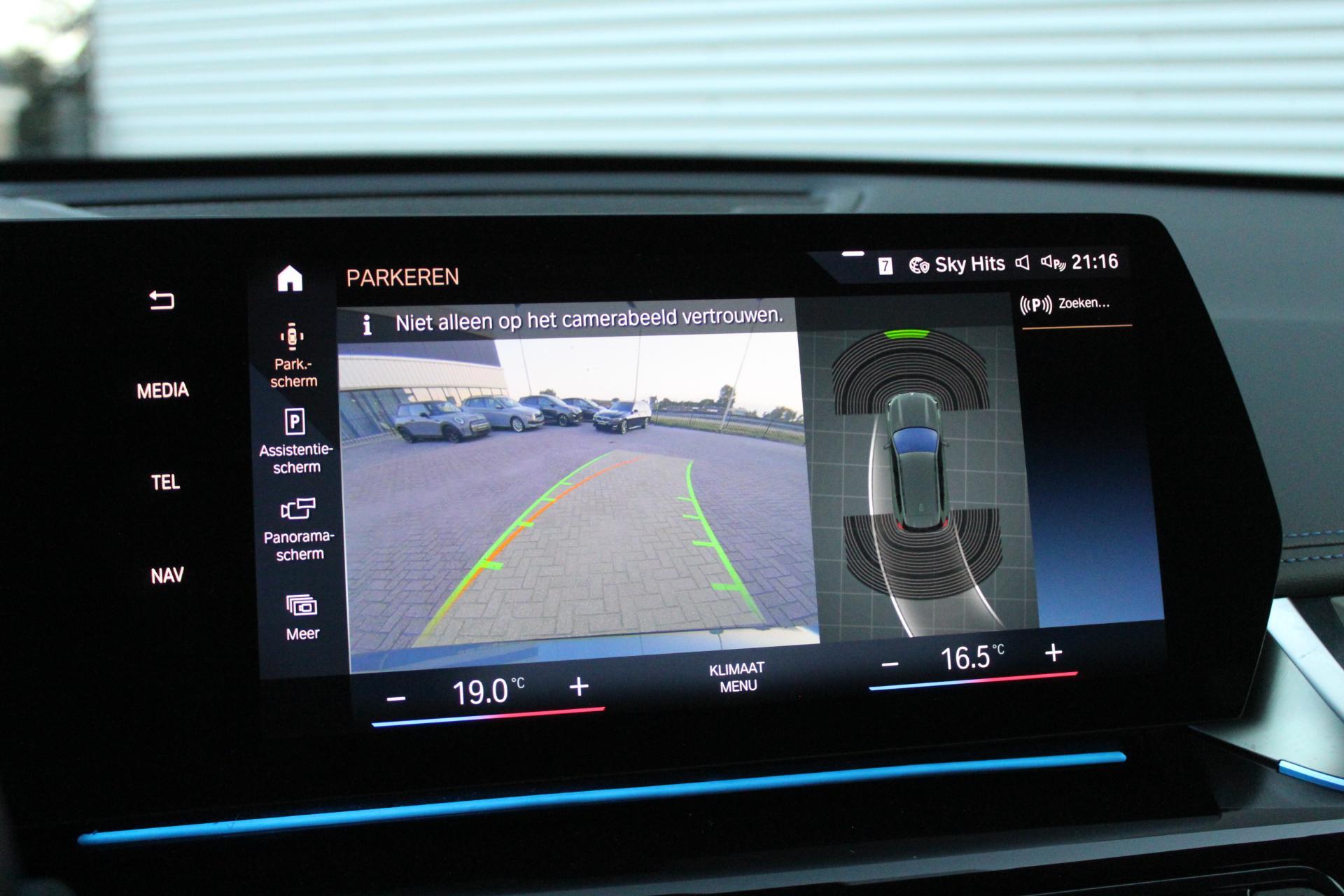 Foto van BMW X1 Sdrive18i