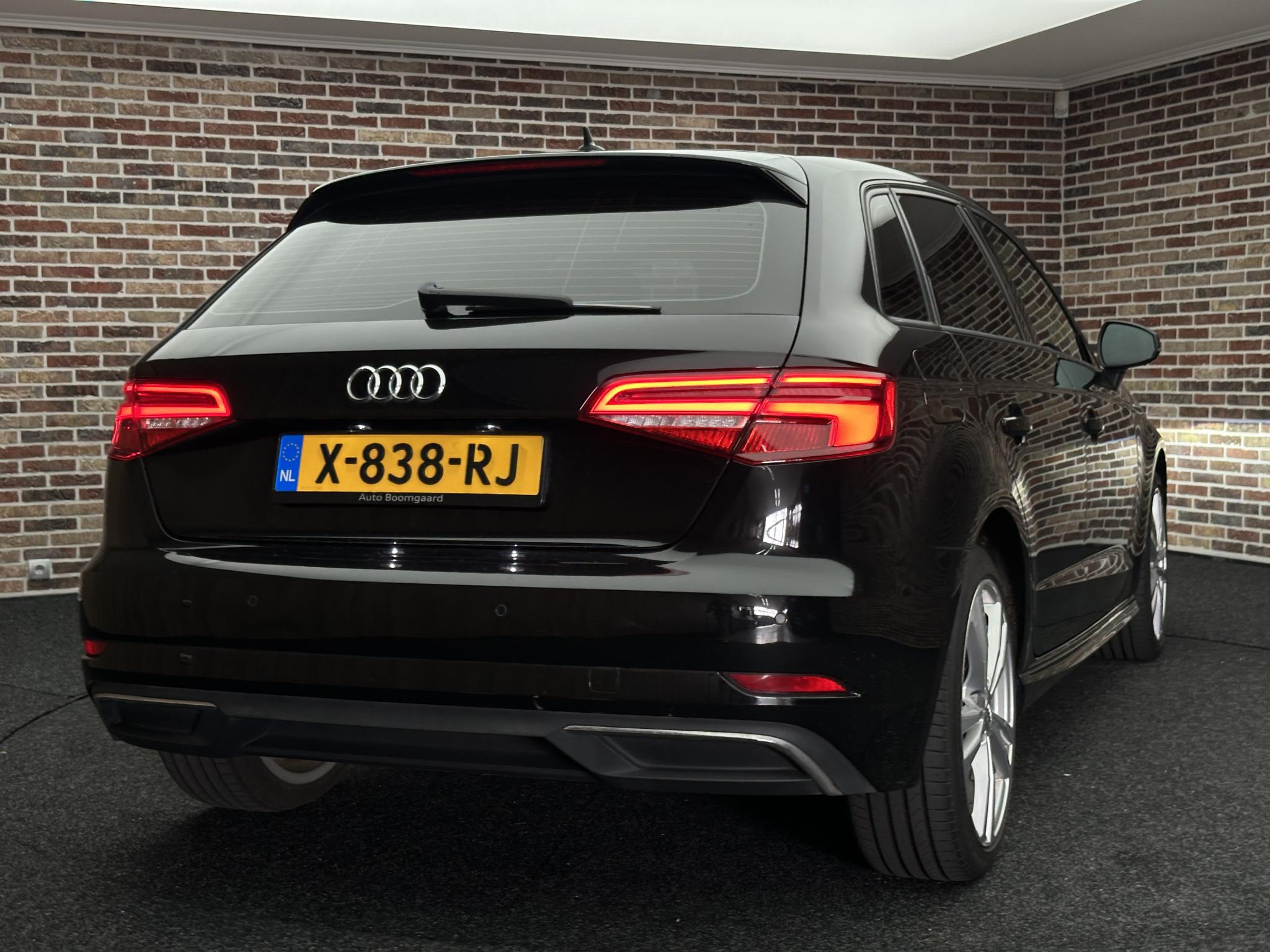 Foto van Audi A3 40 E-tron