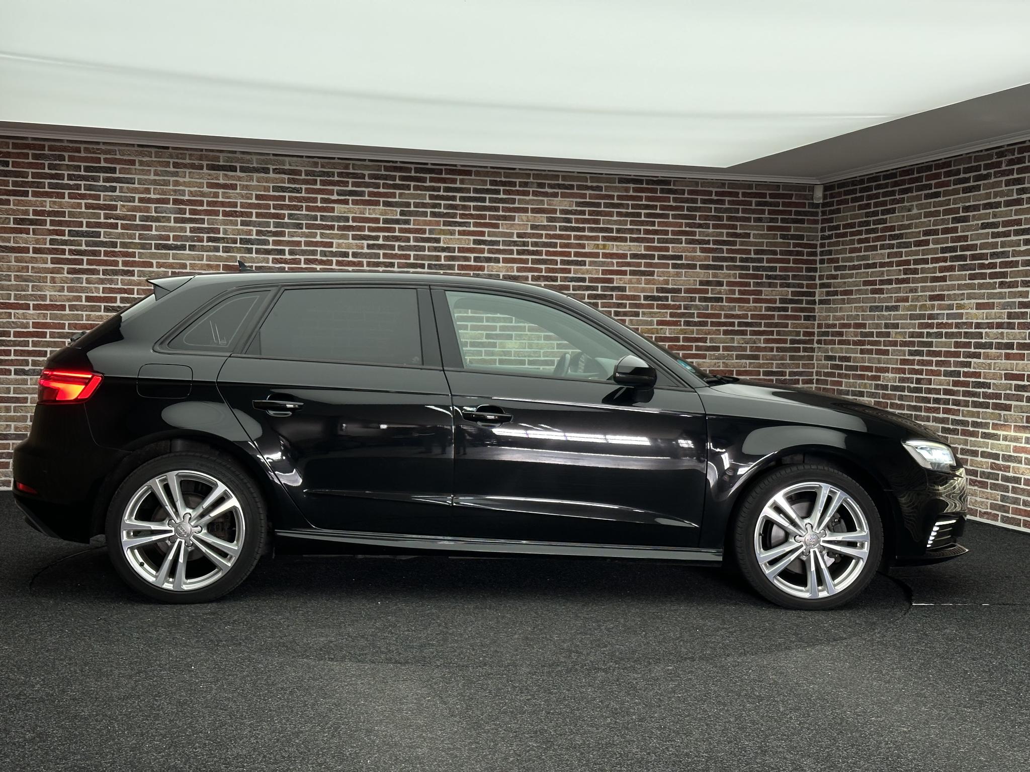 Foto van Audi A3 40 E-tron