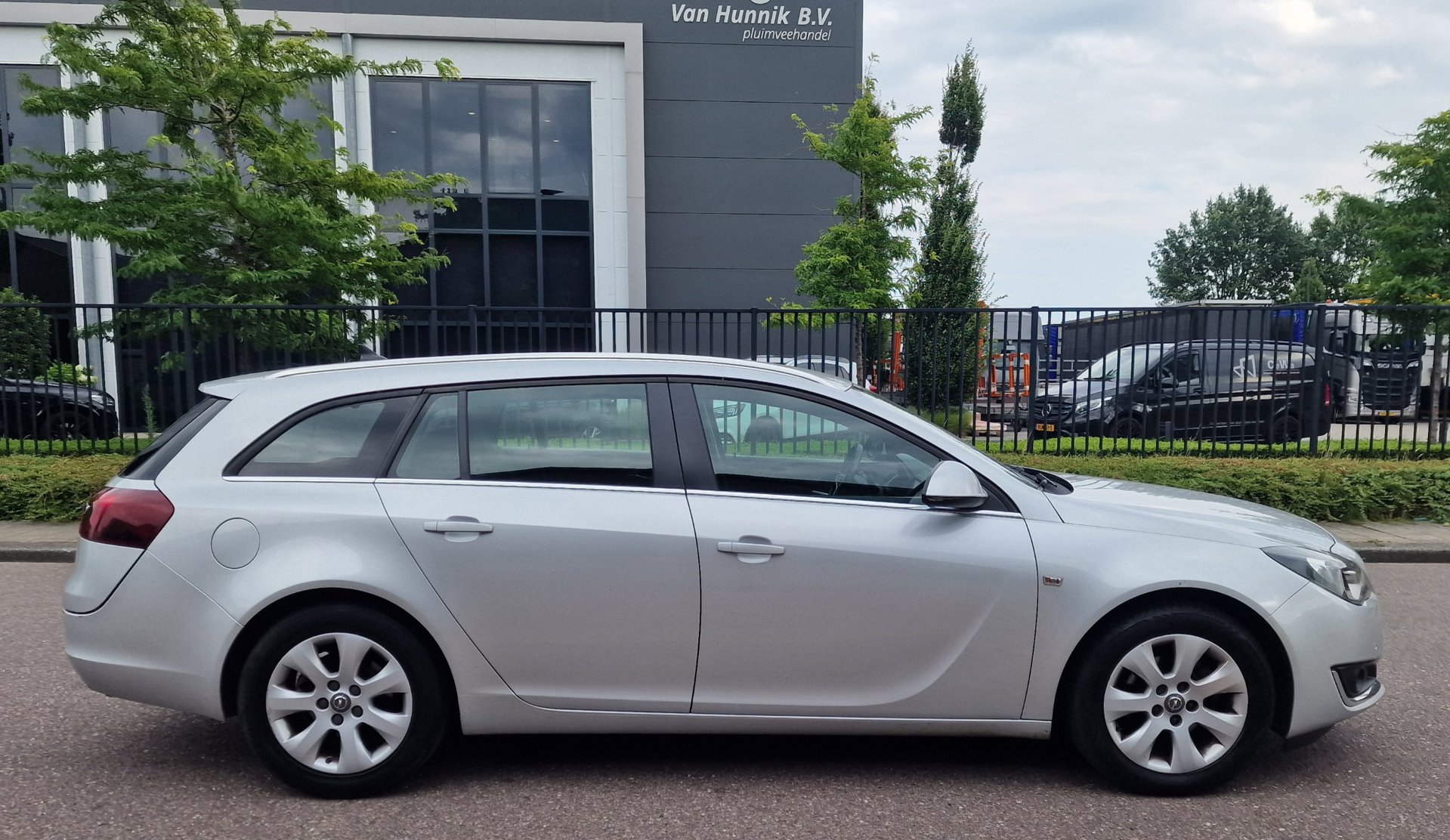 Foto van Opel Insignia Sports Tourer SW