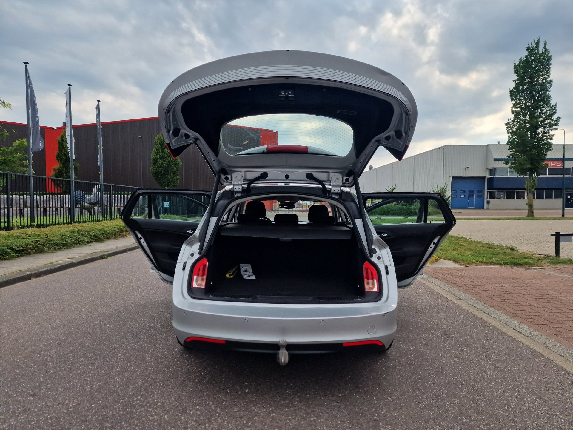 Foto van Opel Insignia Sports Tourer SW