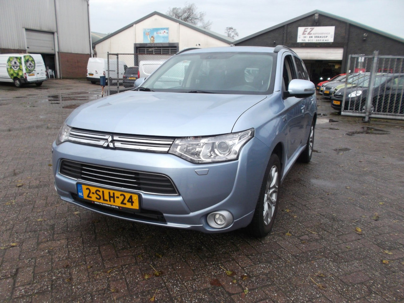 Mitsubishi Mitsubishi Outlander 2.0 PHEV Instyle 2013 - voorkant